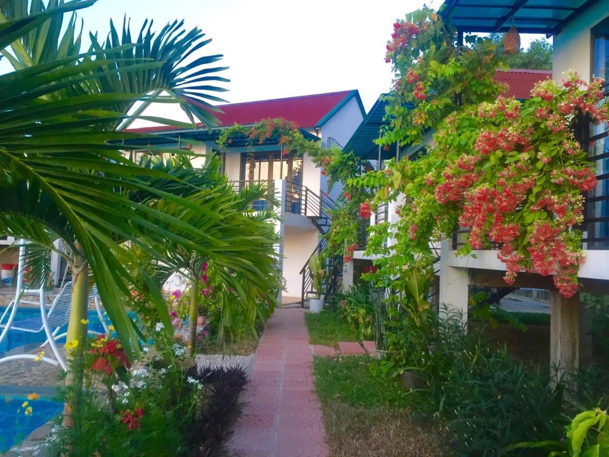 Palafita Bungalow Phong Nha Buitenkant foto