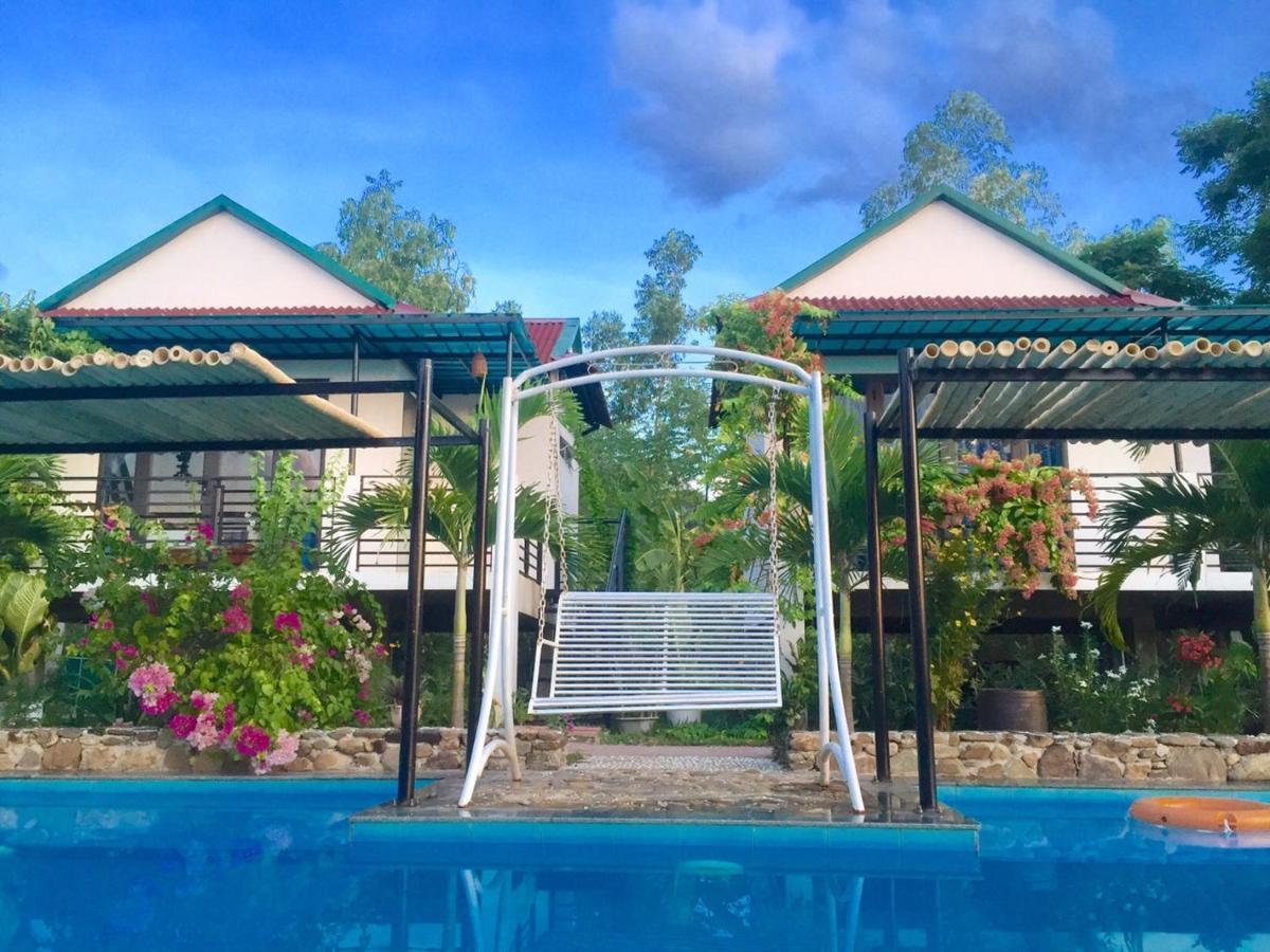 Palafita Bungalow Phong Nha Buitenkant foto