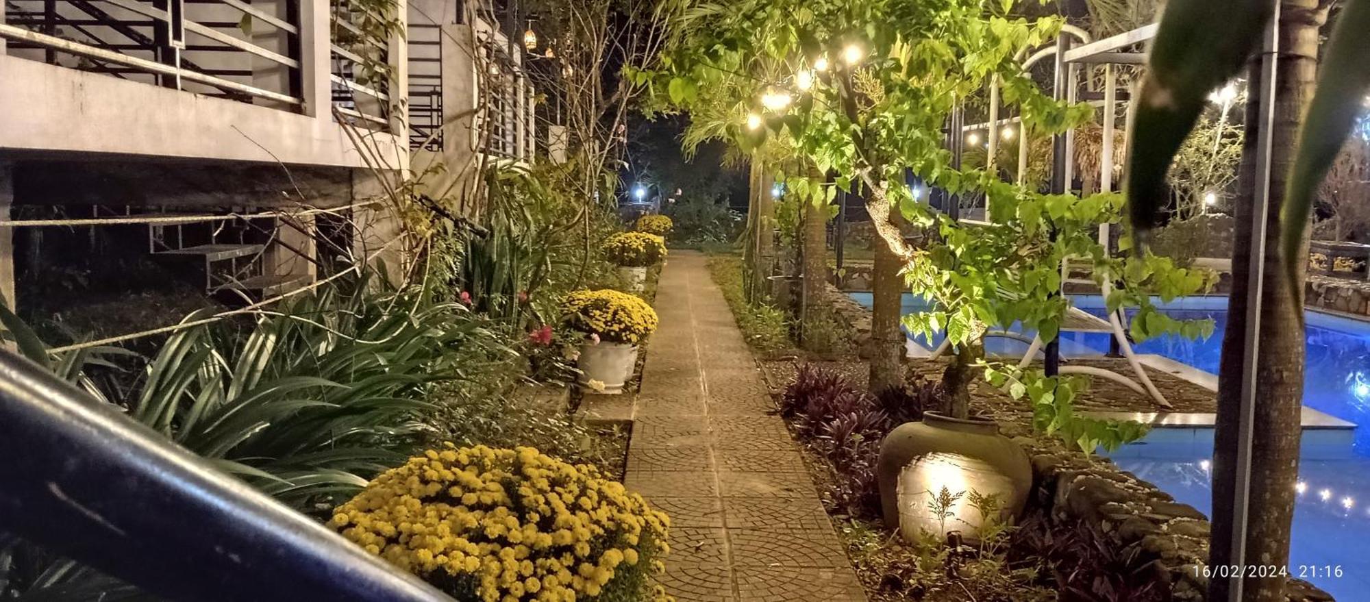 Palafita Bungalow Phong Nha Buitenkant foto