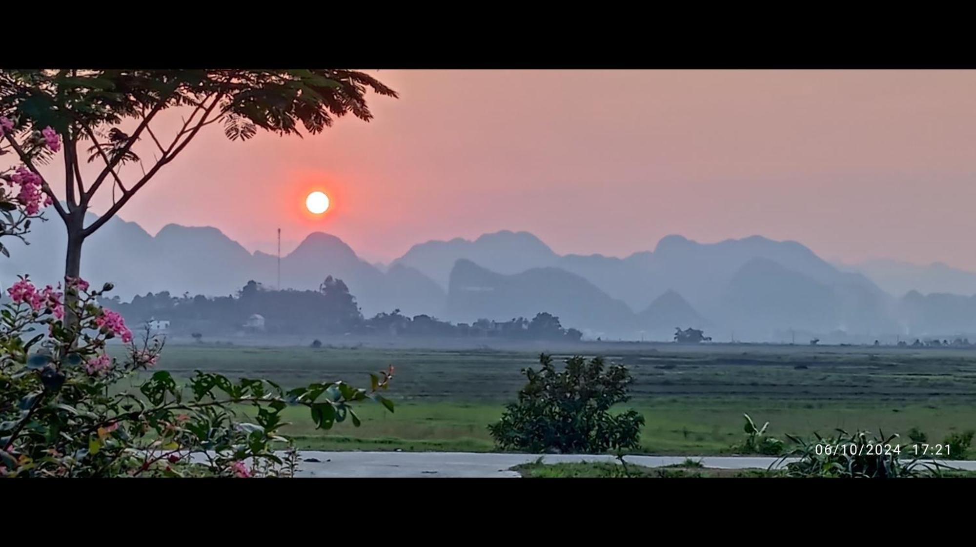 Palafita Bungalow Phong Nha Buitenkant foto